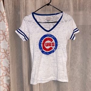 White V-Neck Chicago Cubs T-Shirt